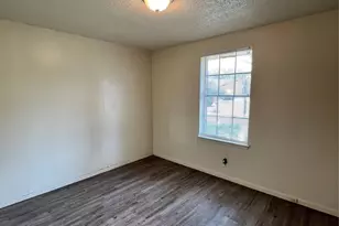 610 Wood Smoke Dr, Houston, TX 77013 - Photo 7