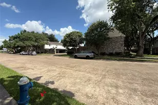 8101 Amelia Rd, Houston, TX 77055 - Photo 25