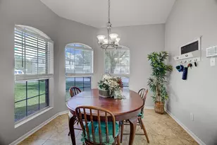 18419 Fir Hollow Cir, Humble, TX 77346 - Photo 5