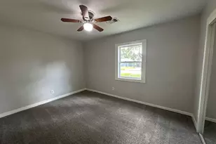 7717 Bigwood St, Houston, TX 77016 - Photo 9