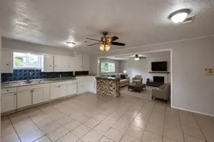 7717 Bigwood St, Houston, TX 77016 - Photo 3