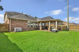 12823 Waterbury Edge Ln, Humble, TX 77346 - Photo 5