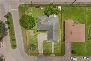 4915 Charnock Dr, Alvin, TX 77511 - Photo 25