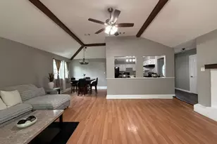 4915 Charnock Dr, Alvin, TX 77511 - Photo 5