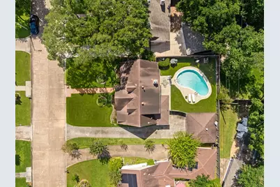12514 Hazelwood Lane, Houston, TX 77077 - Photo 35