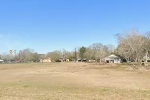 7615 Avenue J, Beasley, TX 77417 - Photo 5