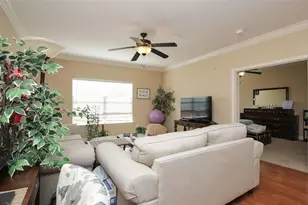 2203 Dorrington St, Houston, TX 77030 - Photo 3