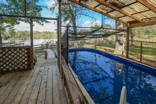 96 N Lakeside Dr, Huntsville, TX 77320 - Photo 37