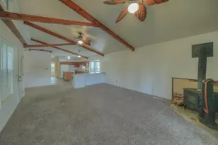 96 N Lakeside Dr, Huntsville, TX 77320 - Photo 17