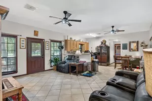 285 Mini Ln, Livingston, TX 77351 - Photo 3