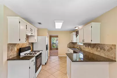 28806 Atherstone Street, Spring, TX 77386 - Photo 9