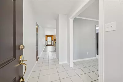 320 Creek Bend Drive, League City, TX 77573 - Photo 5