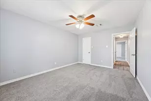 320 Creek Bend Dr, League City, TX 77573 - Photo 21