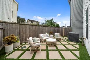 9018 Wellspring Dr, Houston, TX 77080 - Photo 19