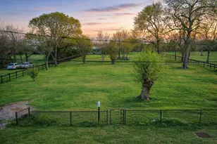 1003 Bowie St, Baytown, TX 77520 - Photo 1