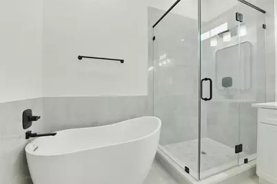 9902 Clark Road #J, Houston, TX 77076 - Photo 21