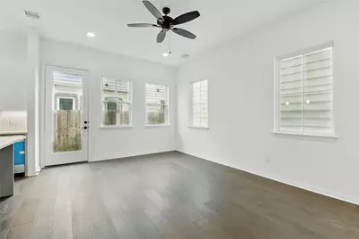 9902 Clark Road #J, Houston, TX 77076 - Photo 13