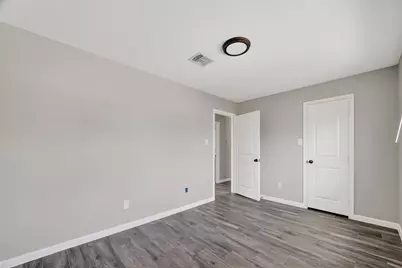 4106 White Street, Bacliff, TX 77518 - Photo 9