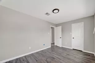 4106 White St, Bacliff, TX 77518 - Photo 9