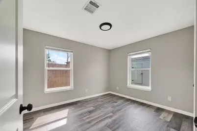 4106 White Street, Bacliff, TX 77518 - Photo 11