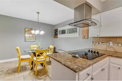5610 Duxbury Street, Houston, TX 77035 - Photo 9