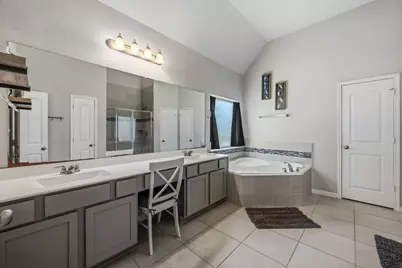 14231 Medina Drive, Baytown, TX 77523 - Photo 11