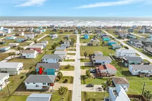 4127 Fort Bend Dr, Galveston, TX 77554 - Photo 5