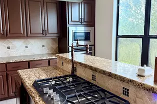 11206 Mattina Dr, Houston, TX 77042 - Photo 11
