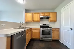 919 N Oak Dr, Houston, TX 77073 - Photo 9