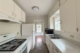 2308 8th St, Bay City, TX 77414 - Photo 5