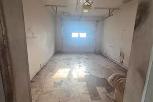 1216 Merchant St, El Campo, TX 77437 - Photo 7