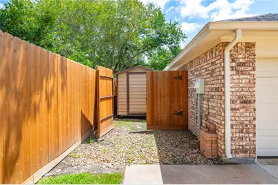 1603 White Wing Circle, Friendswood, TX 77546 - Photo 43