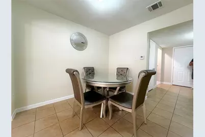 6551 S Briar Bayou Drive, Houston, TX 77072 - Photo 7