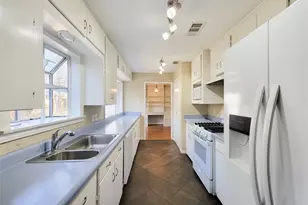 5536 Aspen St, Houston, TX 77081 - Photo 13