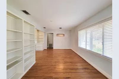 5536 Aspen Street, Houston, TX 77081 - Photo 7