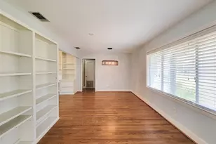 5536 Aspen St, Houston, TX 77081 - Photo 7