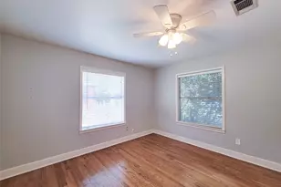 5536 Aspen St, Houston, TX 77081 - Photo 15