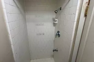 13915 Elkwood Dr, Houston, TX 77038 - Photo 19