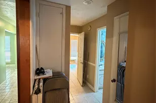 13915 Elkwood Dr, Houston, TX 77038 - Photo 9