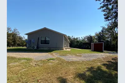 8712 County Road 417, Marquez, TX 77865 - Photo 11