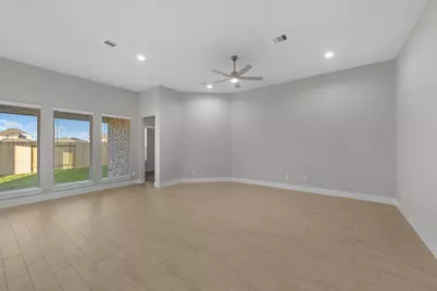 4507 Whisperwood Drive, Rosenberg, TX 77471 - Photo 9