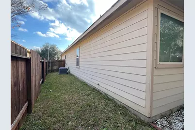 11418 Barbican Court, Conroe, TX 77304 - Photo 13