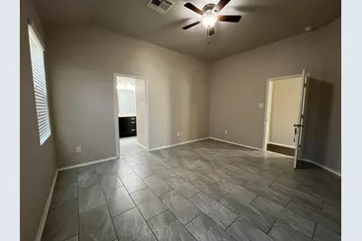 11418 Barbican Court, Conroe, TX 77304 - Photo 3