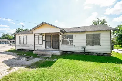 6024 Collingsworth Street #2, Houston, TX 77026 - Photo 1