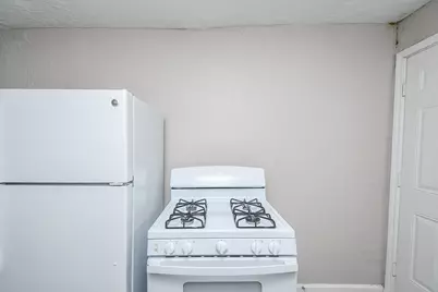 6024 Collingsworth Street #2, Houston, TX 77026 - Photo 9