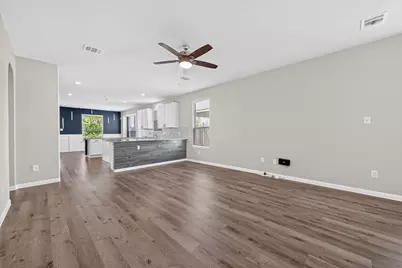 2526 Sturgeon Way, Conroe, TX 77384 - Photo 5