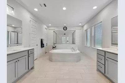 12218 Hickory Arroyo Drive, Humble, TX 77346 - Photo 25