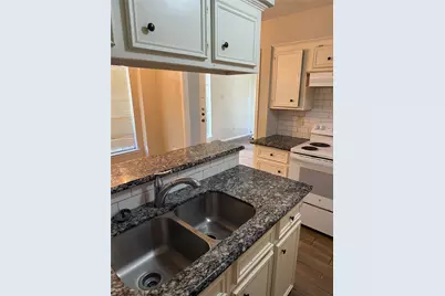 11500 Meadow Lane #4, Houston, TX 77477 - Photo 5