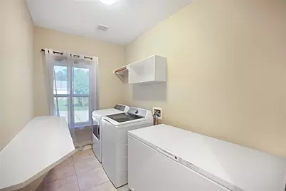 2327 Carriage Run E, Conroe, TX 77384 - Photo 17
