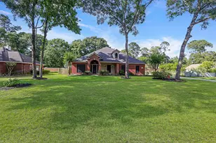 2327 Carriage Run E, Conroe, TX 77384 - Photo 3